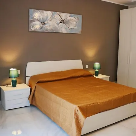 Lovely 3 Bedroom Close To Promenade *
