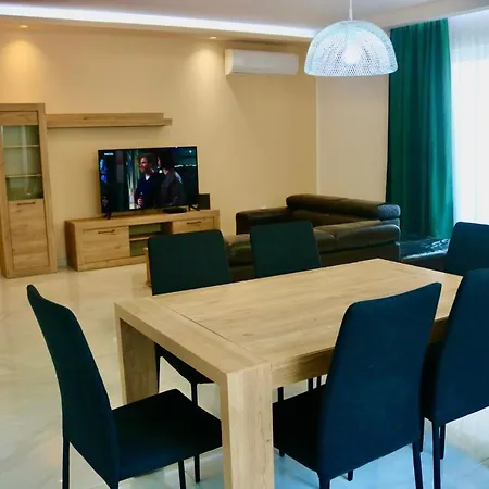 Lovely 3 Bedroom Close To Promenade * Marsaskala